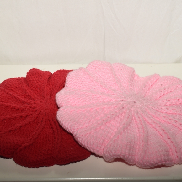 Designer Knit Pink Beret - Picture 8 of 9